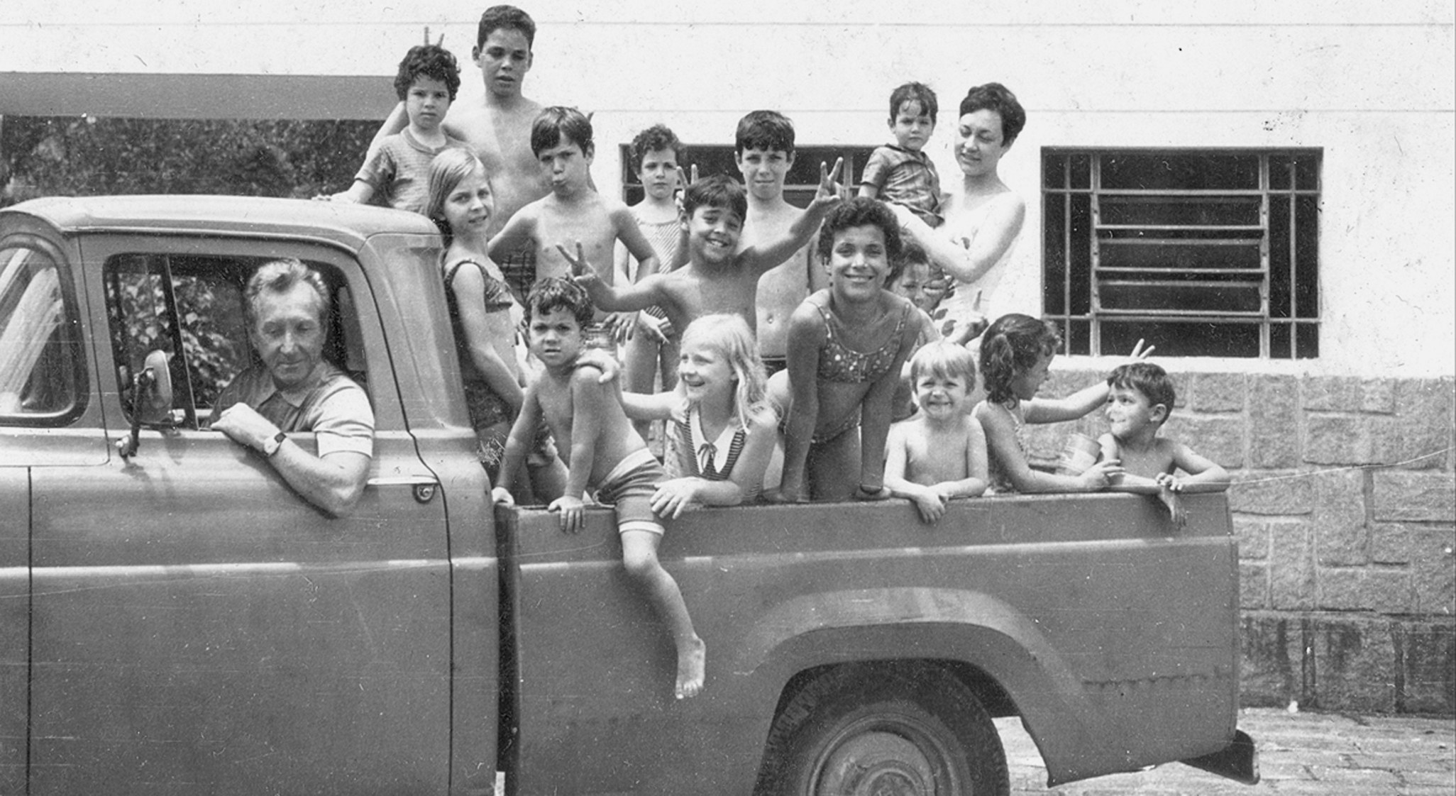Carlos Gracie and children